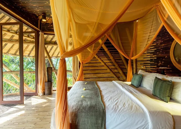 Eclipse House 4bds Eco Bamboo House Pool Riverview فيلة