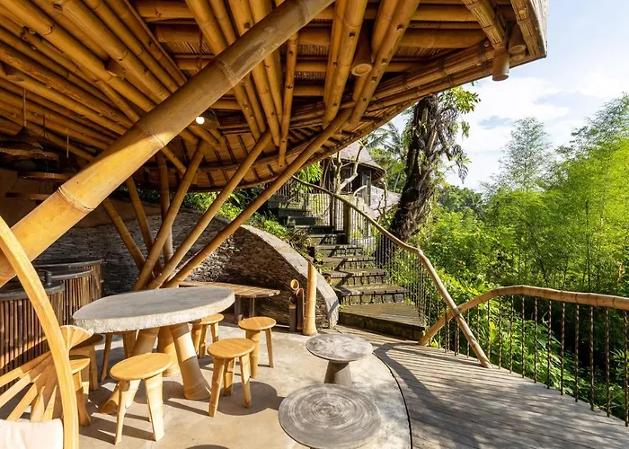 Eclipse House 4bds Eco Bamboo House Pool Riverview فيلة