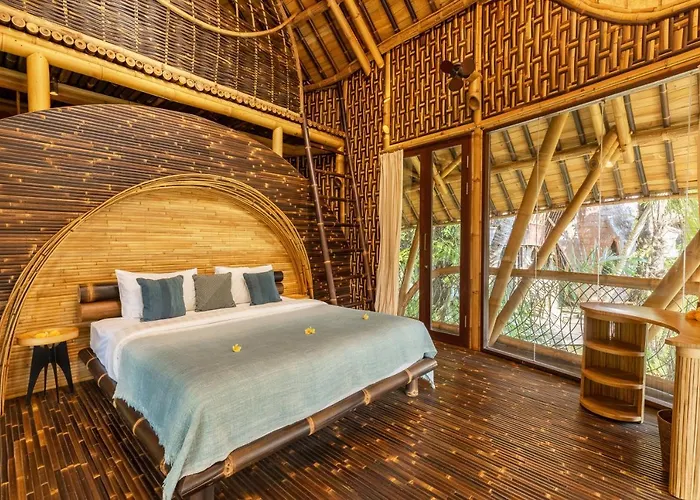 Eclipse House 4bds Eco Bamboo House Pool Riverview فيلة
