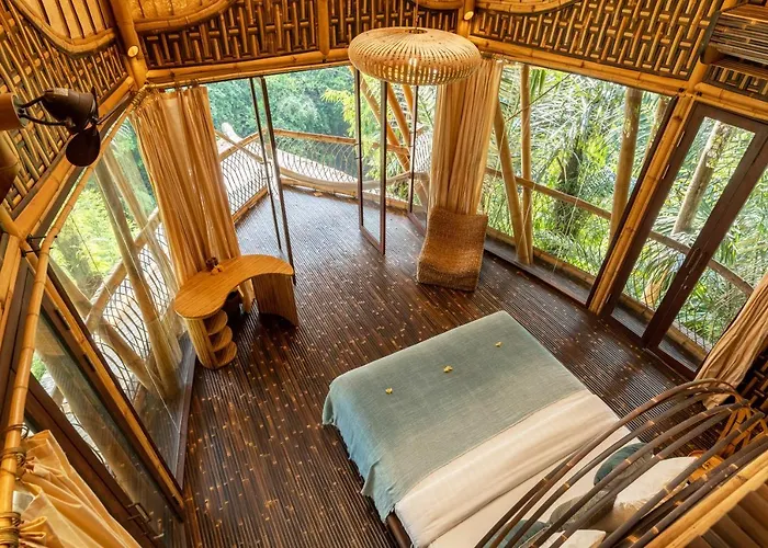 Eclipse House 4bds Eco Bamboo House Pool Riverview فيلة